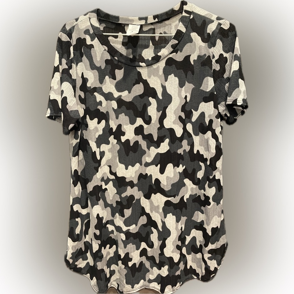 Women's Short Sleeve Top - Gray Camo